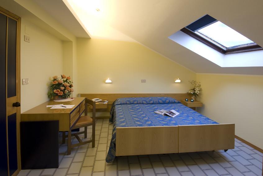 Hotel Nives Riccione Chambre photo