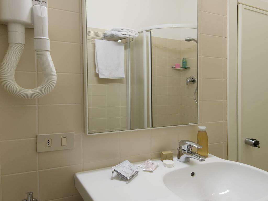 Hotel Nives Riccione Chambre photo